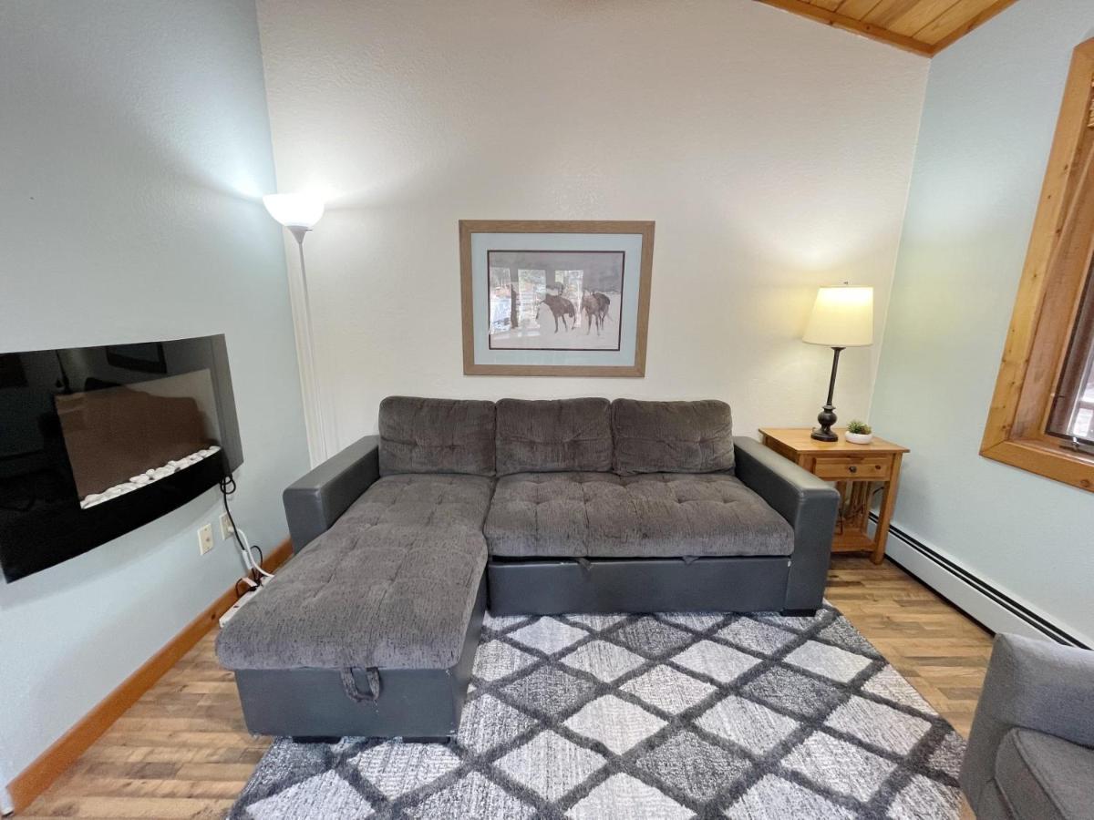 وودلاند بارك Cabin A Suite Bed And Breakfast المظهر الخارجي الصورة